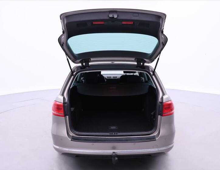 Volkswagen Passat 9