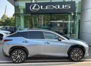 Lexus RZ 450e 6