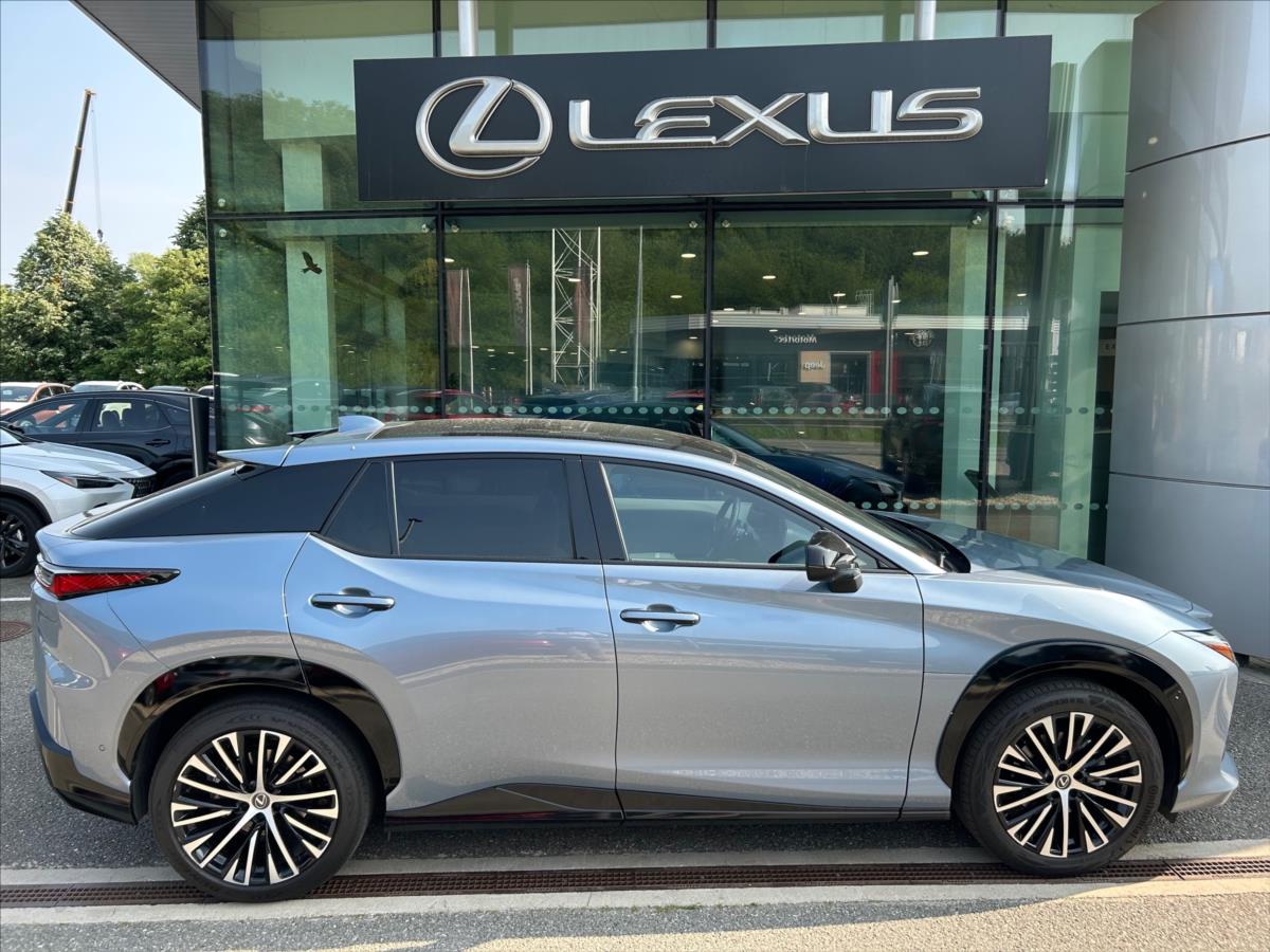 Lexus RZ 450e