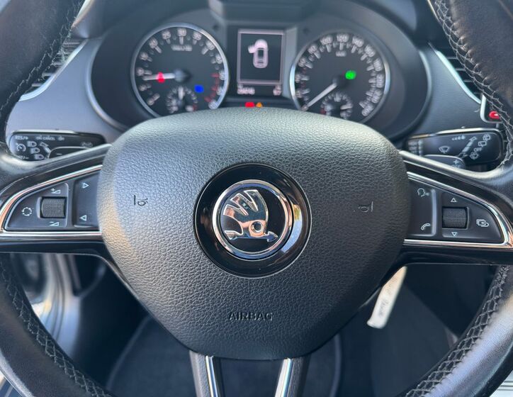 Škoda Octavia 12