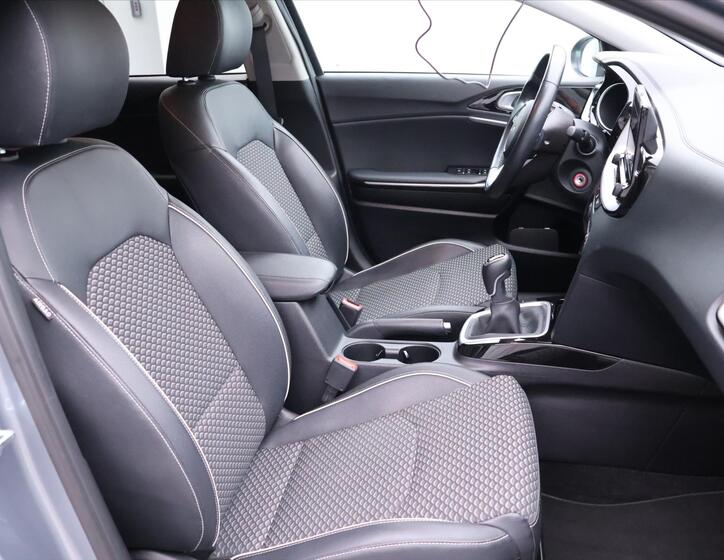 KIA XCeed 11