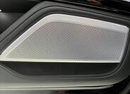 Audi S8 28
