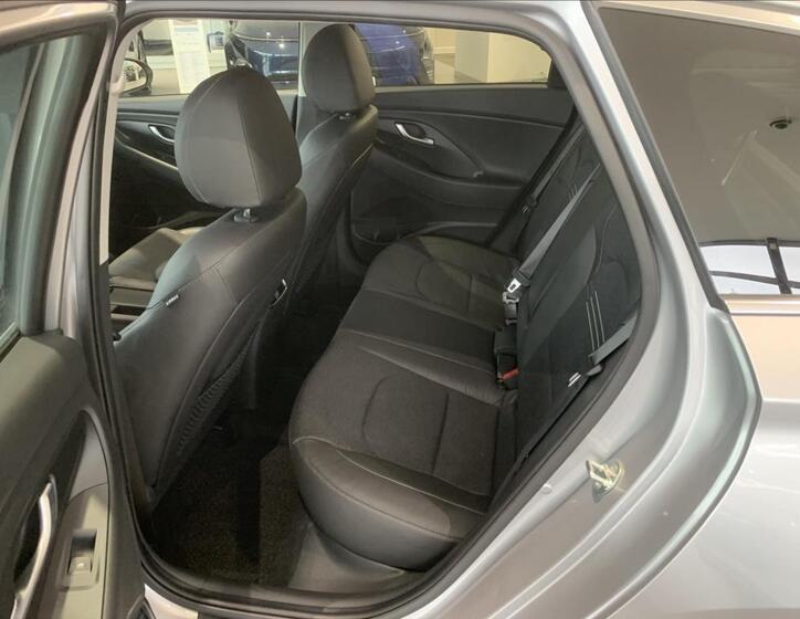 Hyundai i30 11