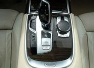 BMW Řada 7 32