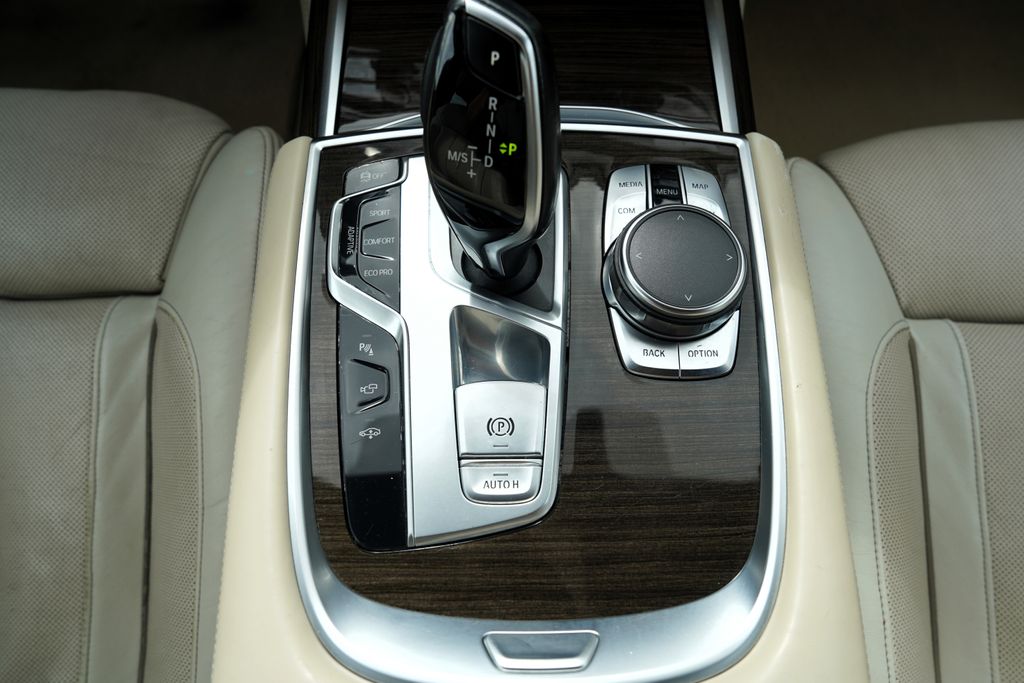 BMW Řada 7