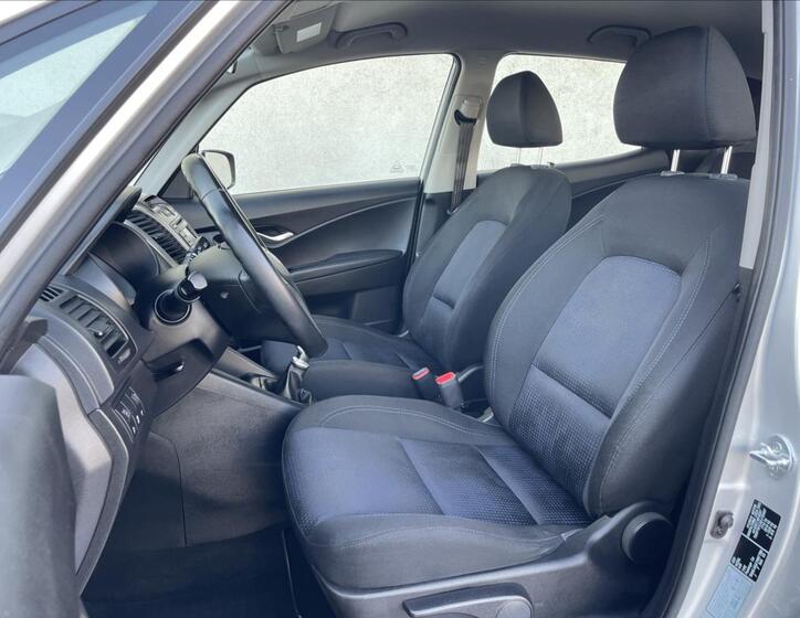 Hyundai ix20 13