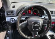 Audi A4 14