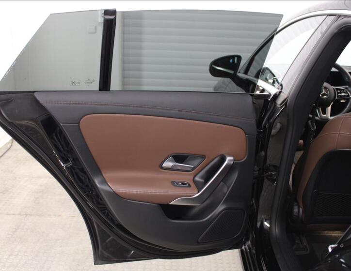 Mercedes-Benz CLA 20