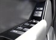 Land Rover Range Rover Velar 8