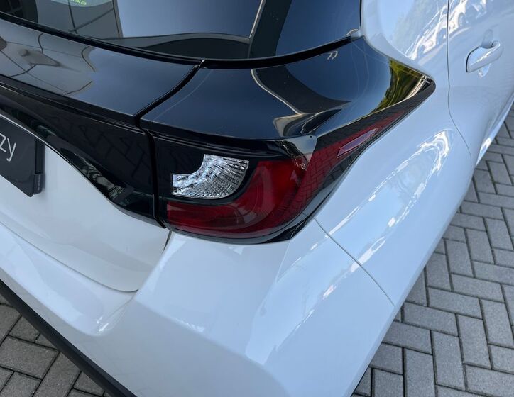 Toyota Yaris 11