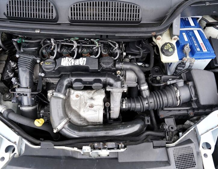 Ford C-MAX 10
