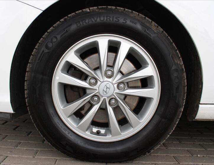 Hyundai i30 9