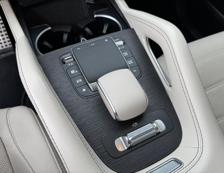 Mercedes-Benz GLS 27