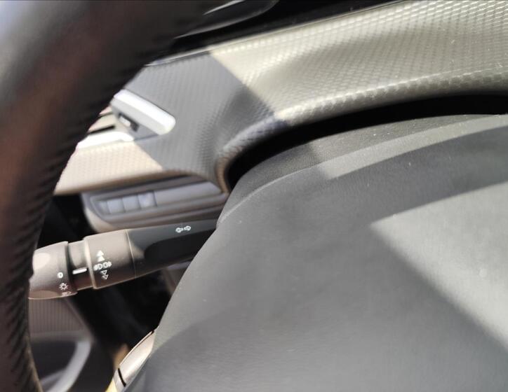 Peugeot 2008 14