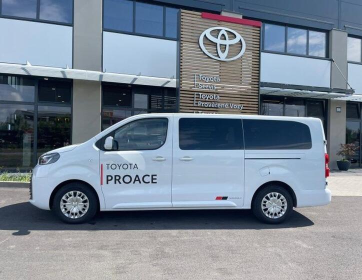 Toyota ProAce Verso 3