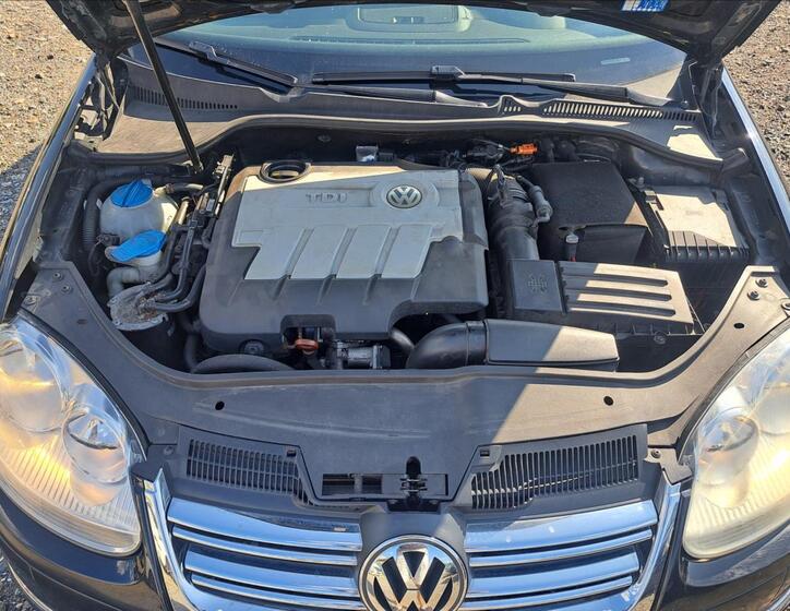 Volkswagen Golf 29