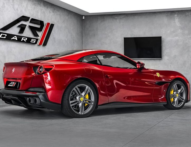 Ferrari Portofino 6