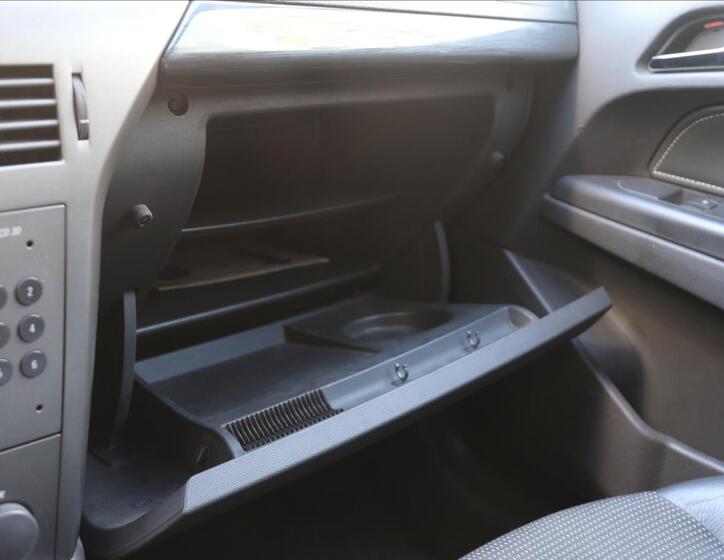 Opel Astra 25