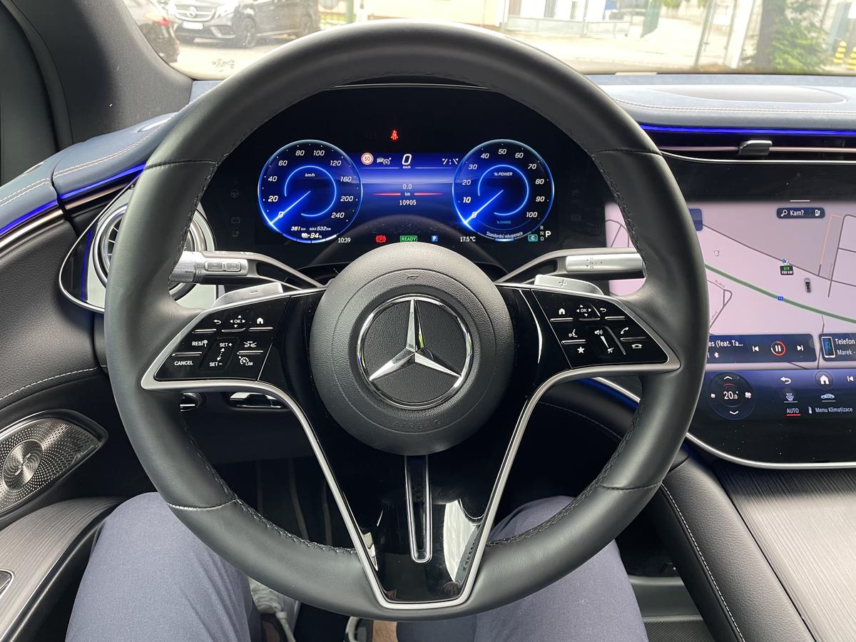 Mercedes-Benz EQS