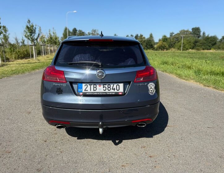 Opel Insignia 4