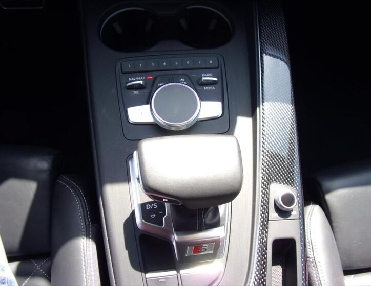 Audi S4 22