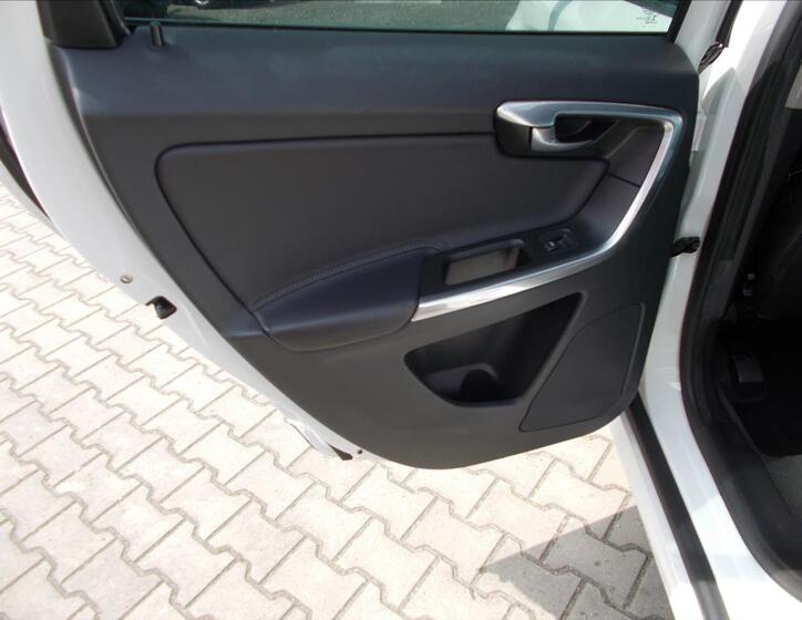 Volvo XC60 19