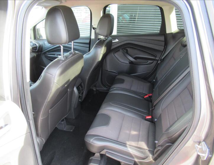 Ford Kuga 24