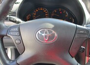 Toyota Avensis 18