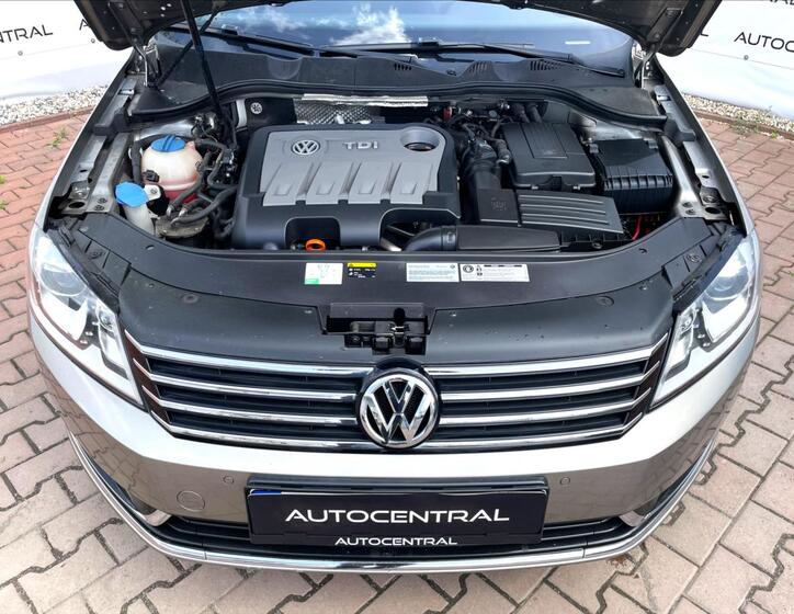 Volkswagen Passat 8