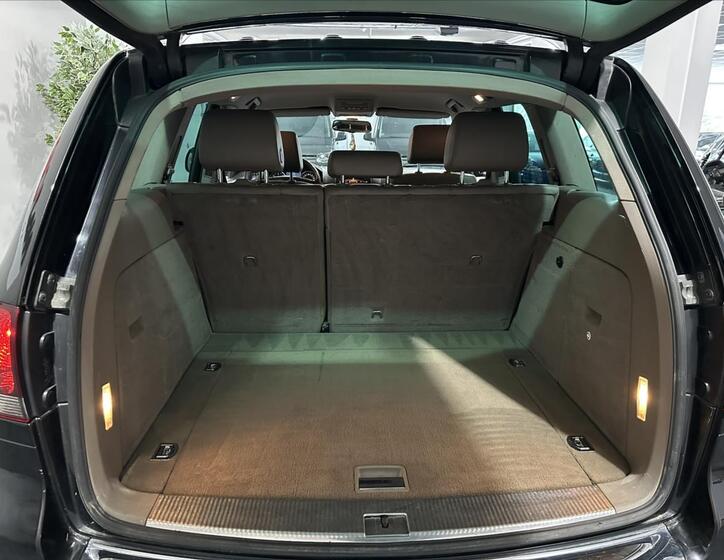 Volkswagen Touareg 20