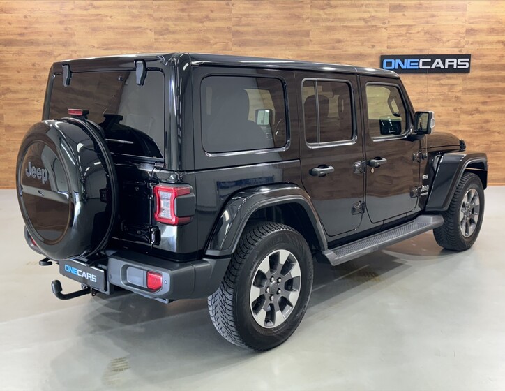 Jeep Wrangler 3