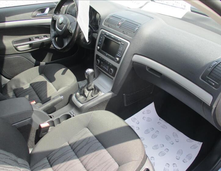 Škoda Octavia 9