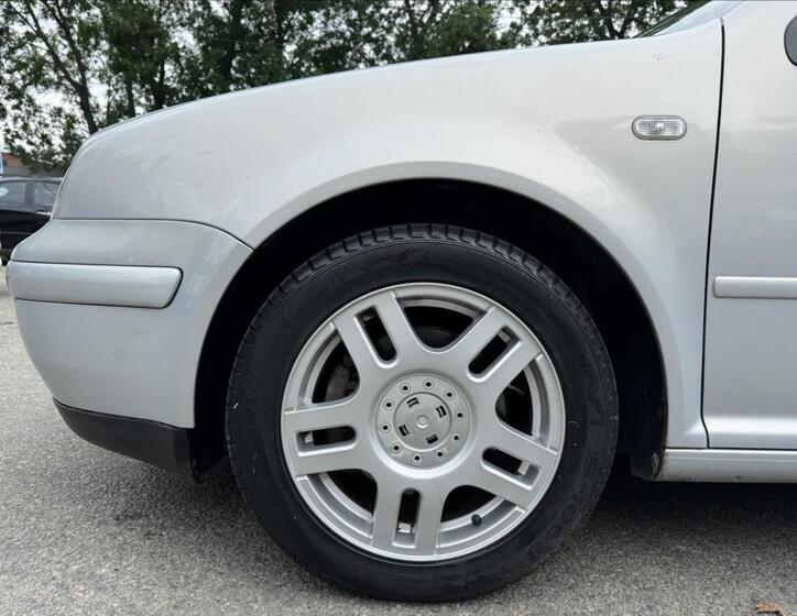 Volkswagen Golf 19