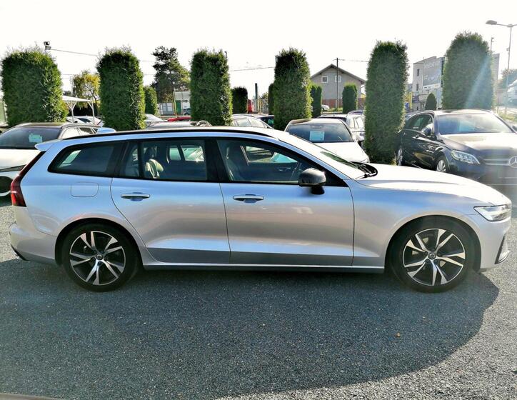 Volvo V60 8