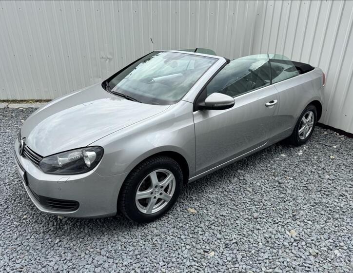 Volkswagen Golf 9