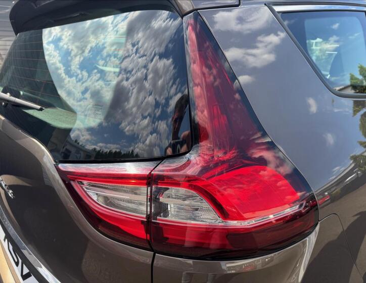Renault Grand Scénic 27