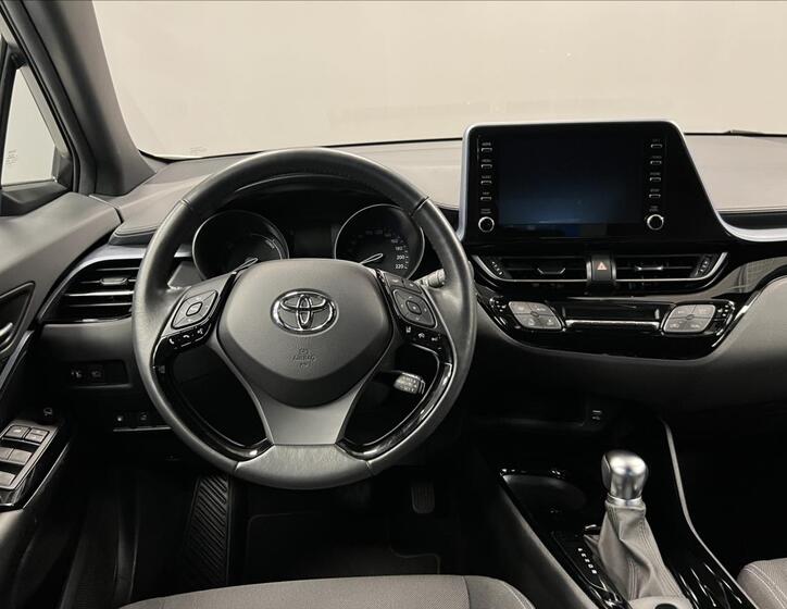 Toyota C-HR 5