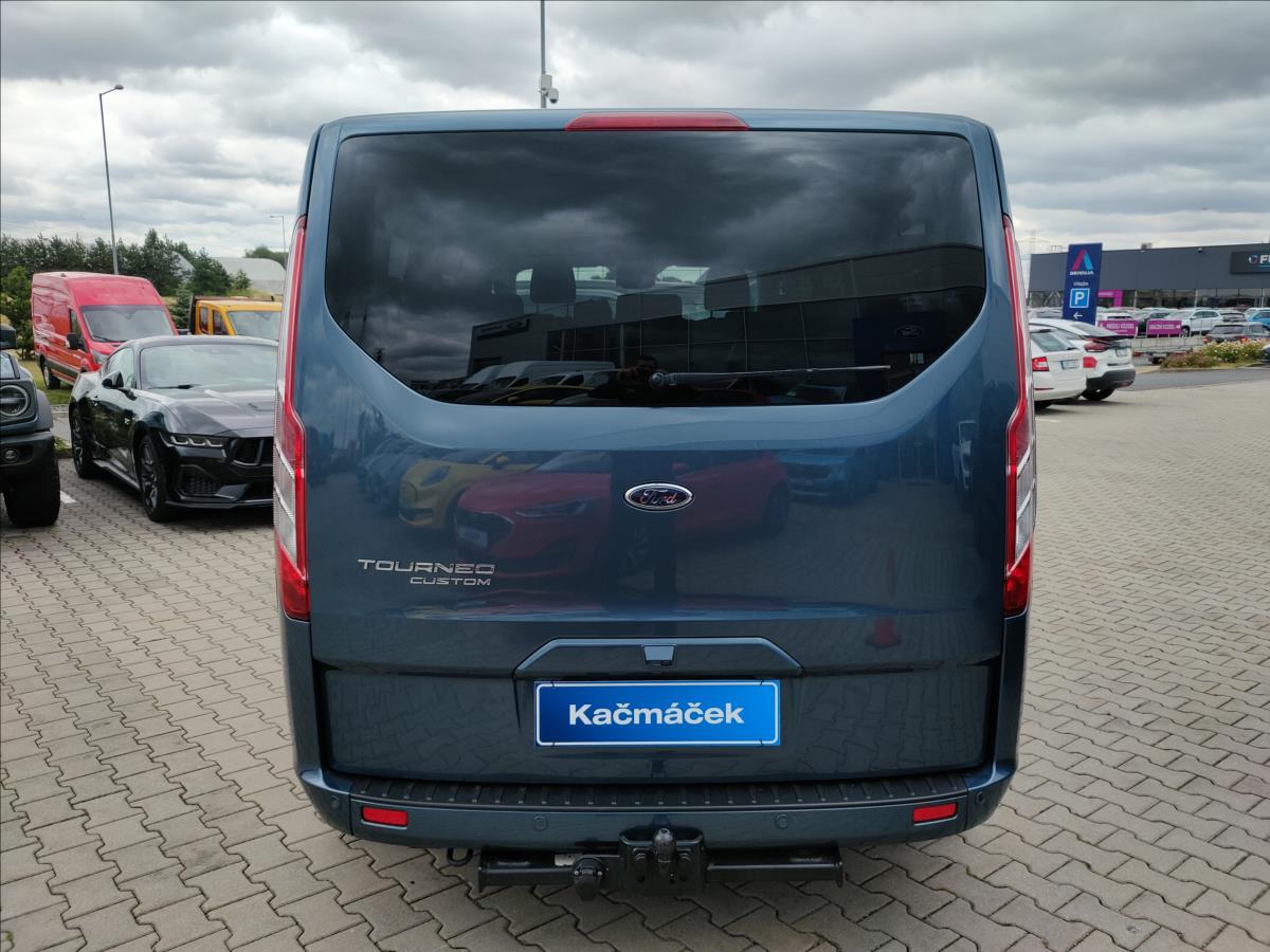 Ford Tourneo Custom