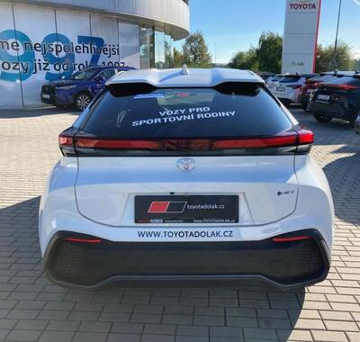 Toyota C-HR 5