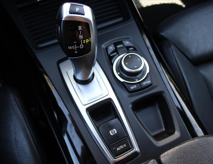 BMW X5 25