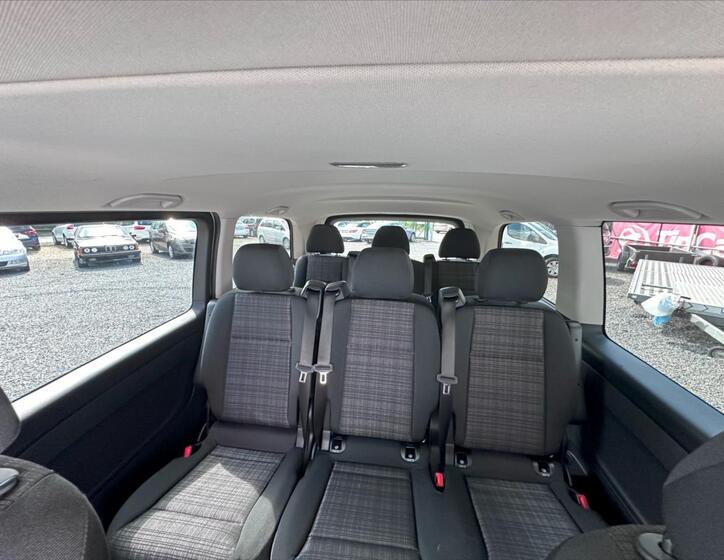 Mercedes-Benz Vito 28