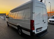 Mercedes-Benz Sprinter 2