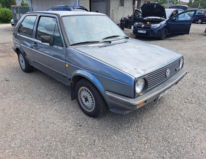Volkswagen Golf 13