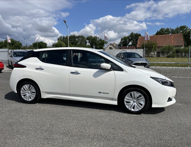 Nissan Leaf 3
