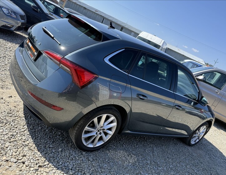 Škoda Scala 5