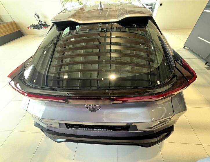 Toyota C-HR 6