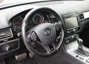 Volkswagen Touareg 16