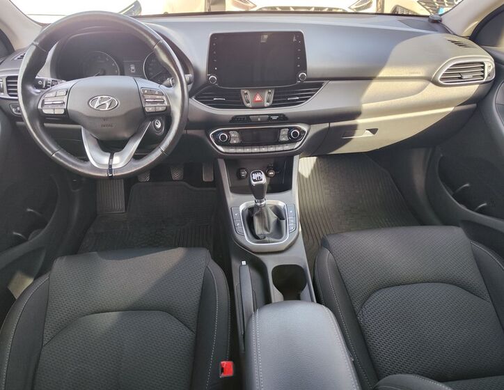 Hyundai i30 12