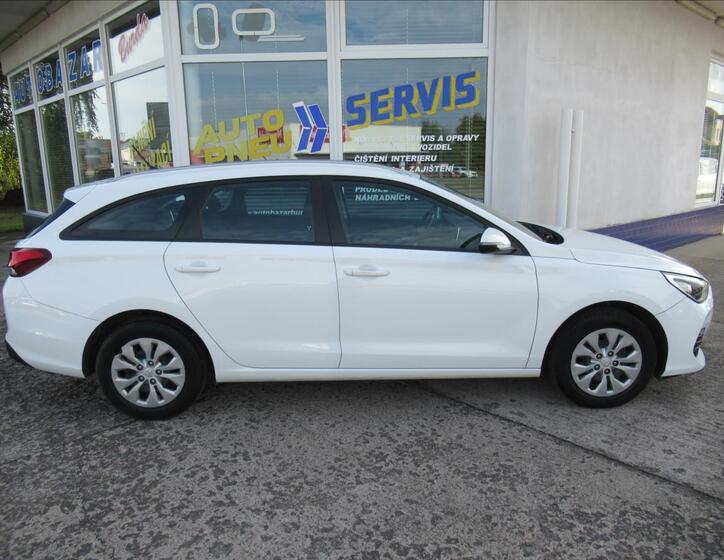 Hyundai i30 8