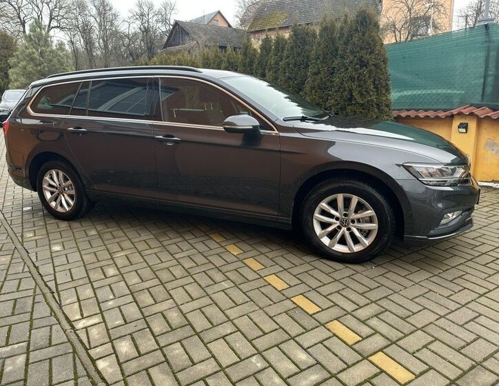 Volkswagen Passat 2